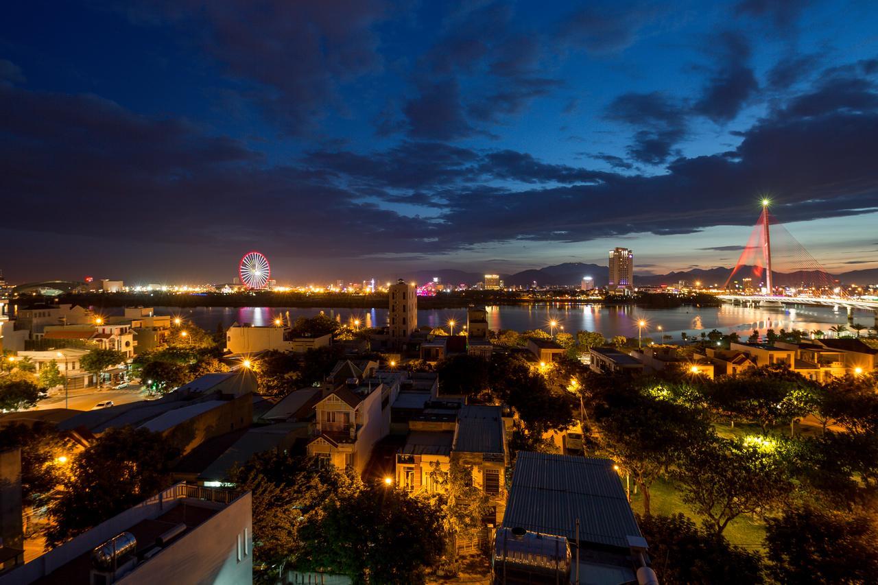 Cali Night Hotel Дананг Екстер'єр фото